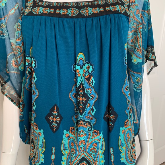 Colorful INC Design Top with Square Neck 3/4 Slv - Picture 3 of 6